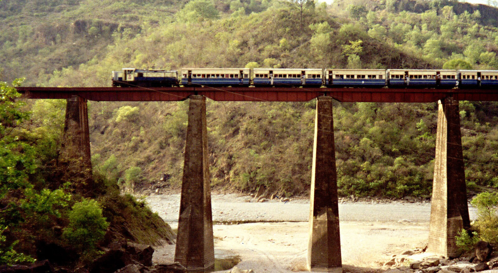 Kangra Valley train